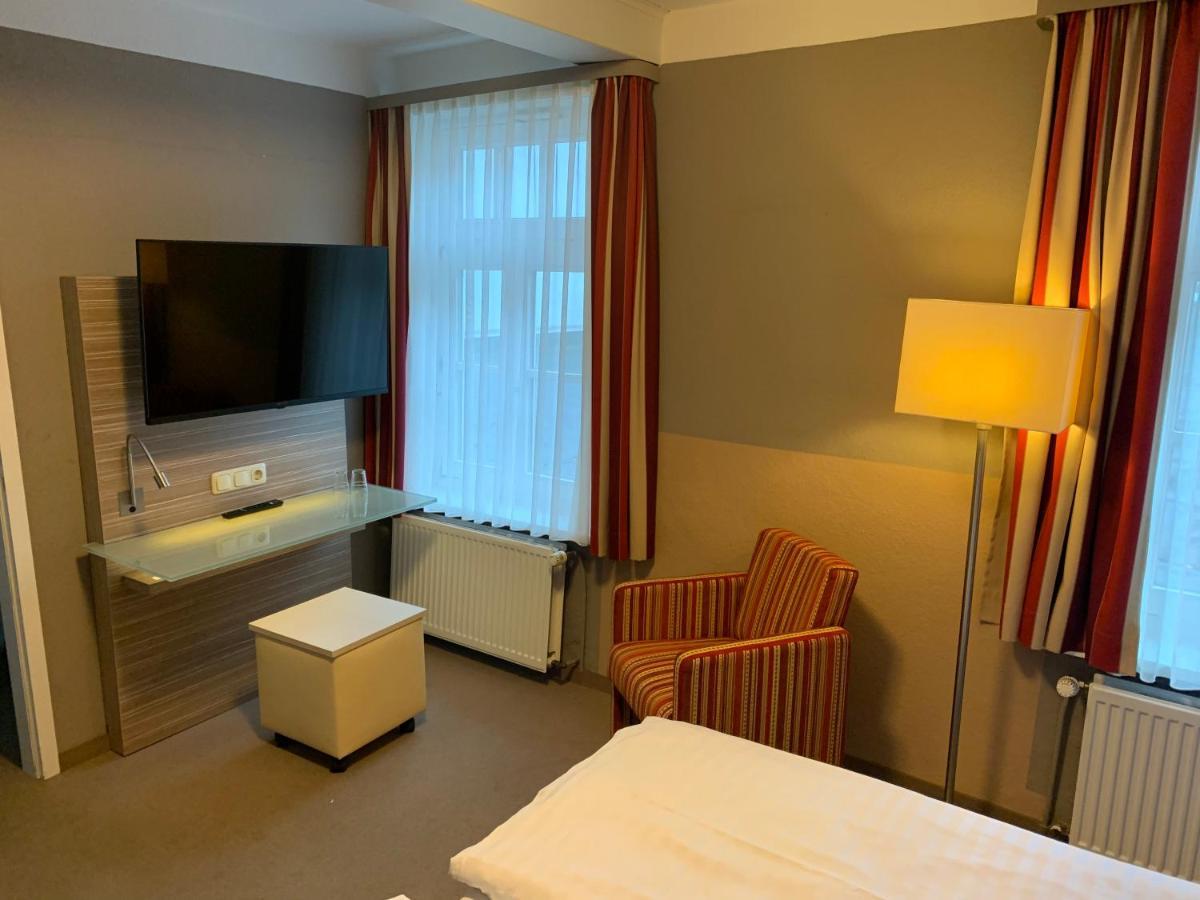 Hotel Goldene Krone جوسلار المظهر الخارجي الصورة