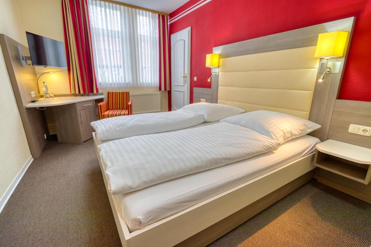 Hotel Goldene Krone جوسلار المظهر الخارجي الصورة